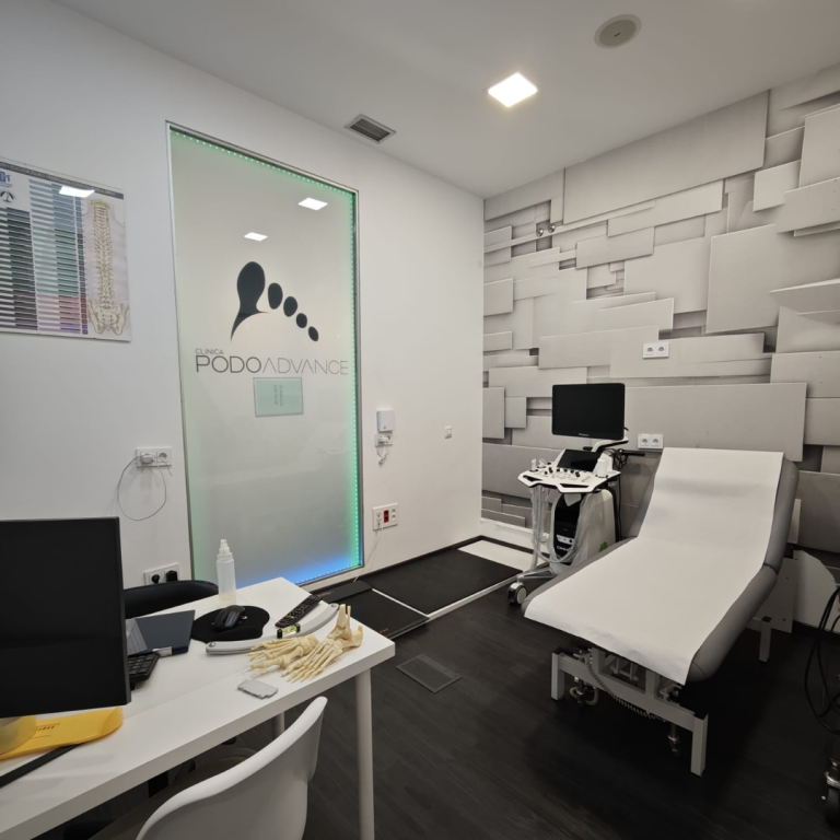 Sala de Exploración Biomecánica y Terapia Física 5